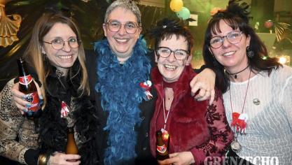 <p>Möhnendonnerstag in Grüfflingen [Teil 2]</p>
