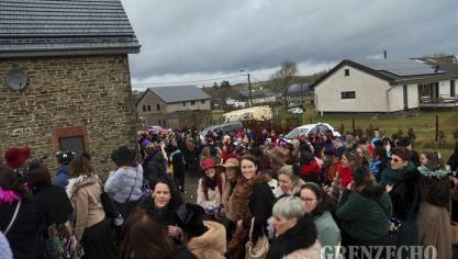 <p>Möhnendonnerstag in Amel</p>
