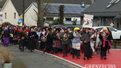 <p>Möhnendonnerstag in Amel</p>
