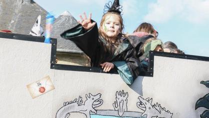 <p>Karnevalszug am Tulpensonntag in Raeren [Teil 2]</p>
