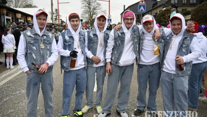 <p>Karnevalszug am Tulpensonntag in Deidenberg [Teil 1]</p>
