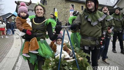 <p>Karnevalszug am Tulpensonntag in Deidenberg [Teil 1]</p>
