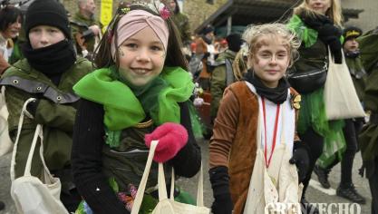 <p>Karnevalszug am Tulpensonntag in Deidenberg [Teil 1]</p>
