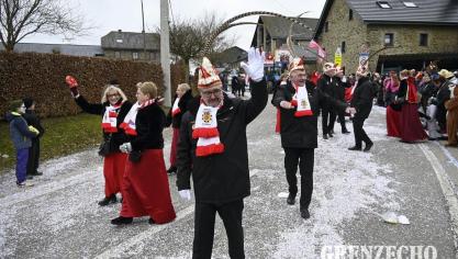 <p>Karnevalszug am Tulpensonntag in Deidenberg [Teil 2]</p>
