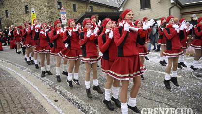 <p>Karnevalszug am Tulpensonntag in Deidenberg [Teil 3]</p>
