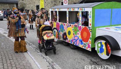 <p>Karnevalszug am Tulpensonntag in Deidenberg [Teil 3]</p>
