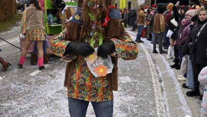 <p>Karnevalszug am Tulpensonntag in Deidenberg [Teil 3]</p>
