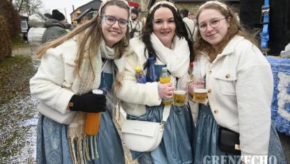 <p>Karnevalszug am Tulpensonntag in Deidenberg [Teil 3]</p>
