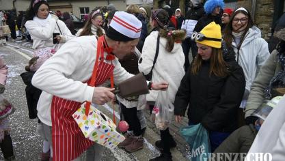 <p>Karnevalszug am Tulpensonntag in Deidenberg [Teil 3]</p>
