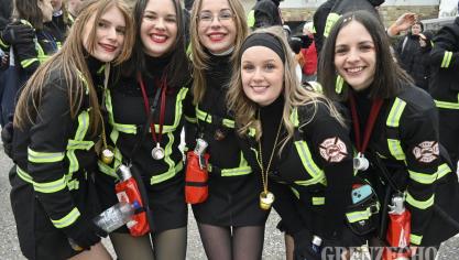 <p>Karnevalszug am Tulpensonntag in Deidenberg [Teil 3]</p>
