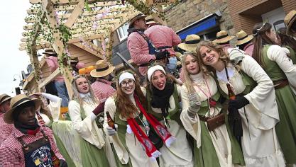 <p>Karnevalszug am Tulpensonntag in St.Vith [Teil 1]</p>
