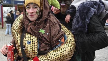<p>Karnevalszug am Tulpensonntag in St.Vith [Teil 1]</p>
