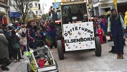 <p>Karnevalszug am Tulpensonntag in St.Vith [Teil 1]</p>

