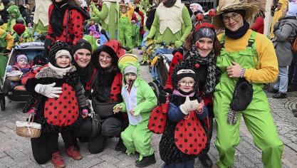 <p>Karnevalszug am Tulpensonntag in St.Vith [Teil 1]</p>
