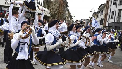 <p>Karnevalszug am Tulpensonntag in St.Vith [Teil 1]</p>
