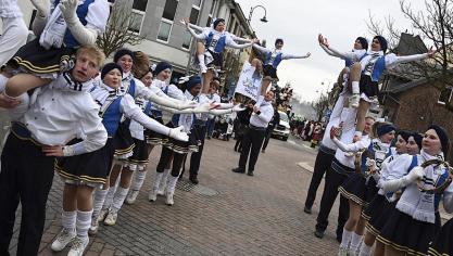 <p>Karnevalszug am Tulpensonntag in St.Vith [Teil 1]</p>

