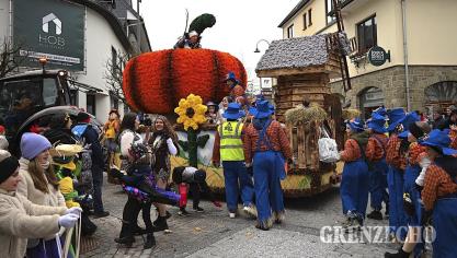 <p>Karnevalszug am Tulpensonntag in St.Vith [Teil 2]</p>
