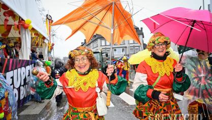 <p>Rosenmontagszug in Eupen [Teil 1]</p>
