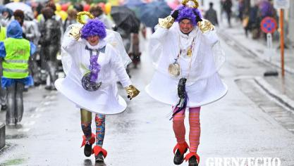 <p>Rosenmontagszug in Eupen [Teil 1]</p>
