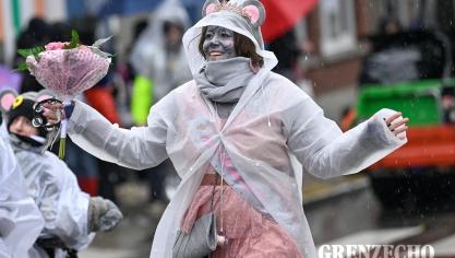 <p>Rosenmontagszug in Eupen [Teil 1]</p>
