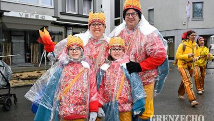 <p>Rosenmontagszug in Eupen [Teil 1]</p>
