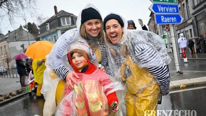 <p>Rosenmontagszug in Eupen [Teil 2]</p>
