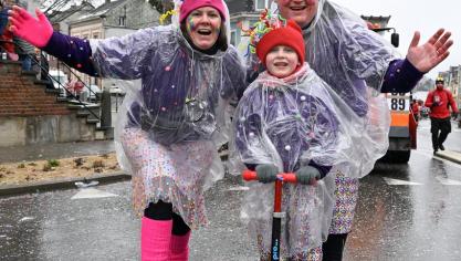 <p>Rosenmontagszug in Eupen [Teil 3]</p>
