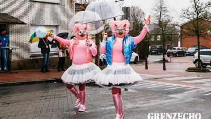 <p>Rosenmontagszug in Kelmis [Teil 1]</p>
