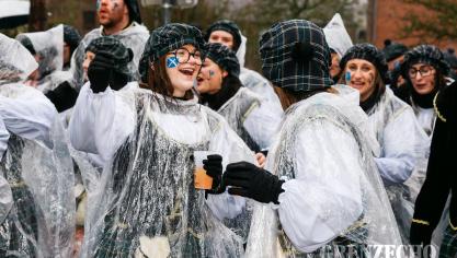 <p>Rosenmontagszug in Kelmis [Teil 1]</p>
