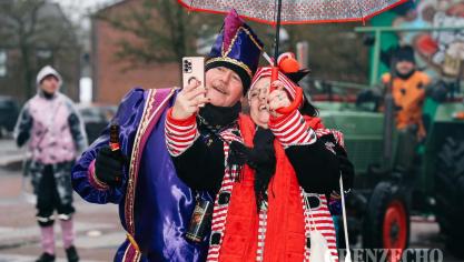 <p>Rosenmontagszug in Kelmis [Teil 1]</p>
