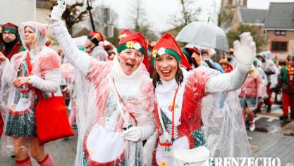<p>Rosenmontagszug in Kelmis [Teil 1]</p>
