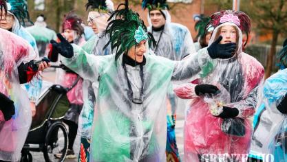 <p>Rosenmontagszug in Kelmis [Teil 1]</p>
