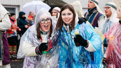 <p>Rosenmontagszug in Kelmis [Teil 2]</p>
