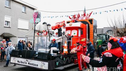 <p>Rosenmontagszug in Kelmis [Teil 2]</p>
