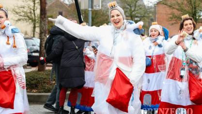 <p>Rosenmontagszug in Kelmis [Teil 2]</p>
