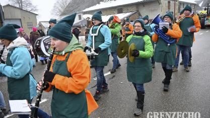 <p>Rosenmontagszug in Bütgenbach [Teil 1]</p>
