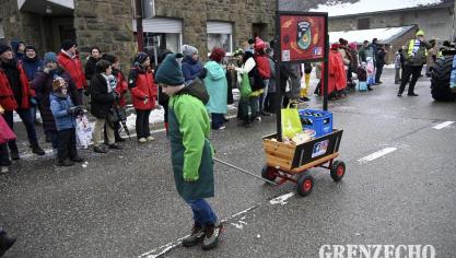 <p>Rosenmontagszug in Bütgenbach [Teil 1]</p>
