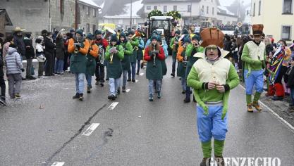 <p>Rosenmontagszug in Bütgenbach [Teil 1]</p>
