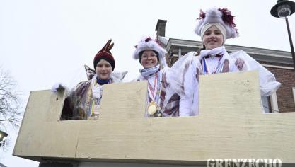 <p>Rosenmontagszug in Bütgenbach [Teil 1]</p>
