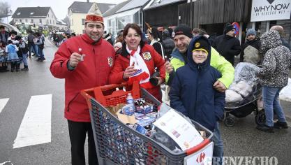 <p>Rosenmontagszug in Bütgenbach [Teil 1]</p>
