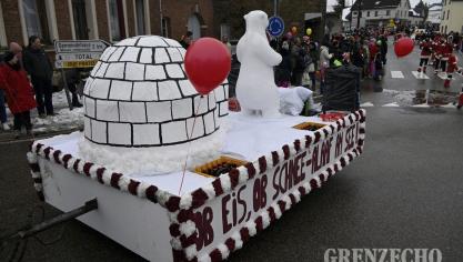 <p>Rosenmontagszug in Bütgenbach [Teil 1]</p>
