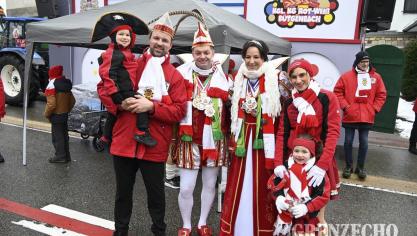 <p>Rosenmontagszug in Bütgenbach [Teil 1]</p>
