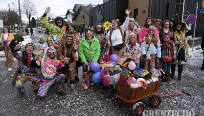 <p>Rosenmontagszug in Bütgenbach [Teil 2]</p>
