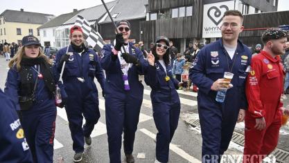 <p>Rosenmontagszug in Bütgenbach [Teil 2]</p>
