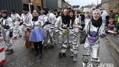 <p>Rosenmontagszug in Bütgenbach [Teil 2]</p>
