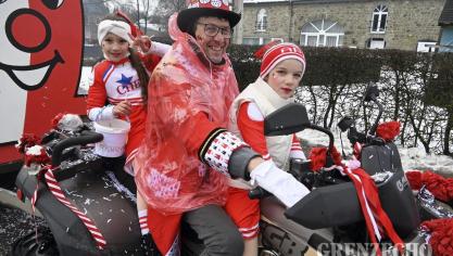 <p>Rosenmontagszug in Bütgenbach [Teil 2]</p>
