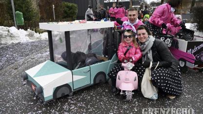 <p>Rosenmontagszug in Bütgenbach [Teil 3]</p>

