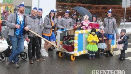 <p>Rosenmontagszug in Schönberg</p>
