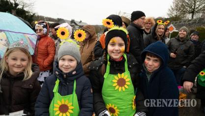 <p>Rosenmontagszug in Oudler [Teil 1]</p>
