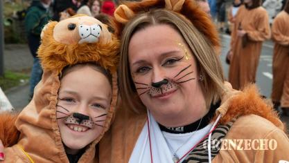 <p>Rosenmontagszug in Oudler [Teil 1]</p>
